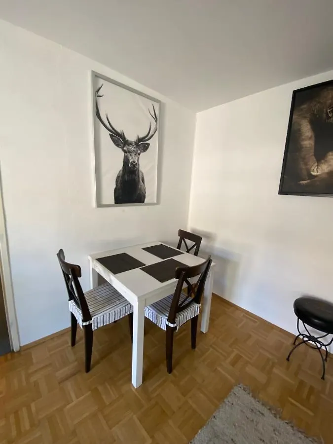 Vienna4 Apartment